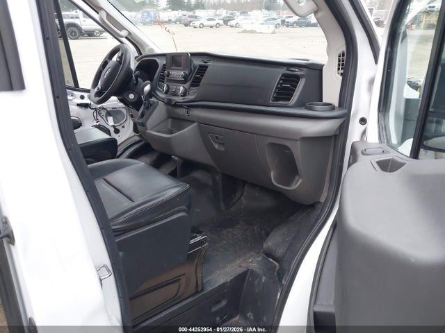 1FTBW3X82NKA12442 Ford Transit-350 Cargo Van