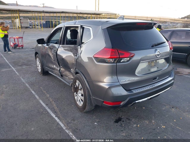 JN8AT2MTXHW148665 Nissan ROGUE S