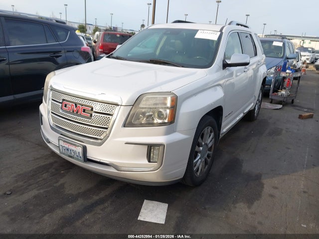 2GKFLRE3XG6119432 GMC Terrain Denali