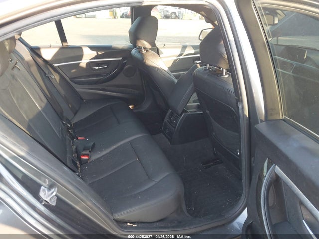 WBA8E1C59JA756226 BMW 330e Iperformance