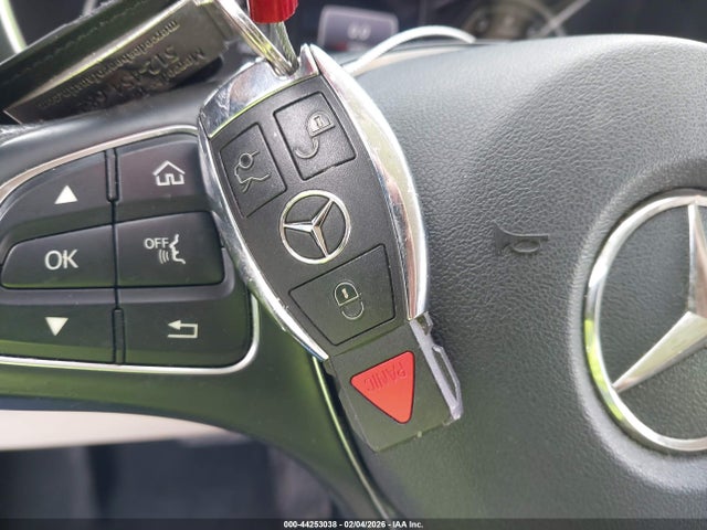 44253038 :رقم المزاد ، WDC0G4JB7KV172805 vin ، 2019 Mercedes-benz Glc 300 مزاد بيع
