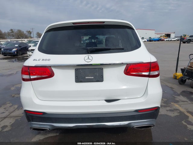 44253038 :رقم المزاد ، WDC0G4JB7KV172805 vin ، 2019 Mercedes-benz Glc 300 مزاد بيع