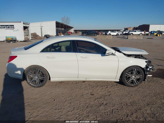 44253052 :رقم المزاد ، WDDSJ4EB9FN197632 vin ، 2015 Mercedes-benz Cla 250 مزاد بيع