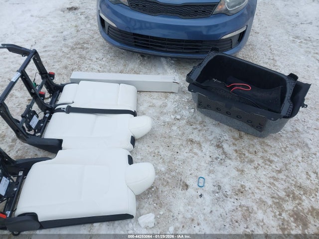 Продаж на аукціоні авто 2023 Tesla Model Y Awd/long Range Dual Motor All-wheel Drive, vin: 7SAYGDEE7PF803249, номер лоту: 44253064