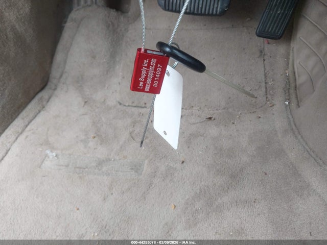 44253078 :رقم المزاد ، JT8CH32Y0T0051513 vin ، 1996 Lexus Sc 400 مزاد بيع