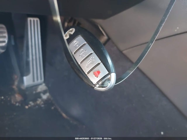 44253083 :رقم المزاد ، JN8CS1MU9FM380858 vin ، 2015 Infiniti Qx70 مزاد بيع