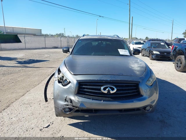 44253083 :رقم المزاد ، JN8CS1MU9FM380858 vin ، 2015 Infiniti Qx70 مزاد بيع