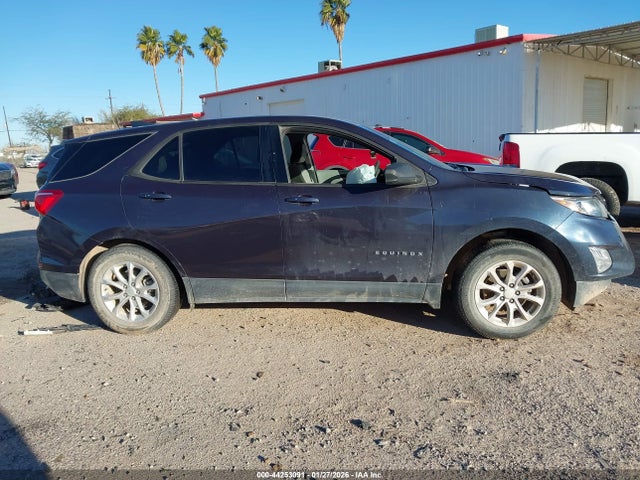 3GNAXHEV3KS544921 Chevrolet EQUINOX LS