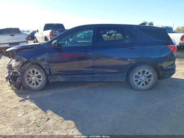 3GNAXHEV3KS544921 Chevrolet EQUINOX LS