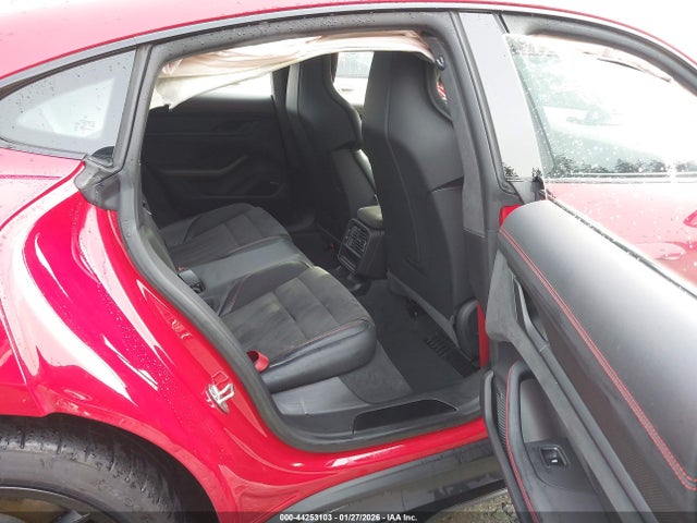 WP0AD2Y19PSA47028 Porsche TAYCAN GTS
