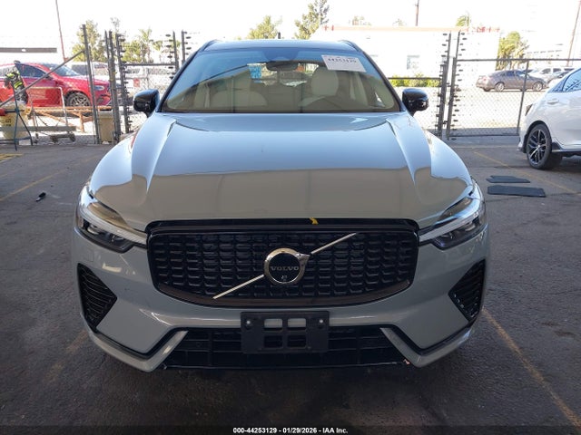 YV4M12RC7S1225615 Volvo Xc60 B5 Plus