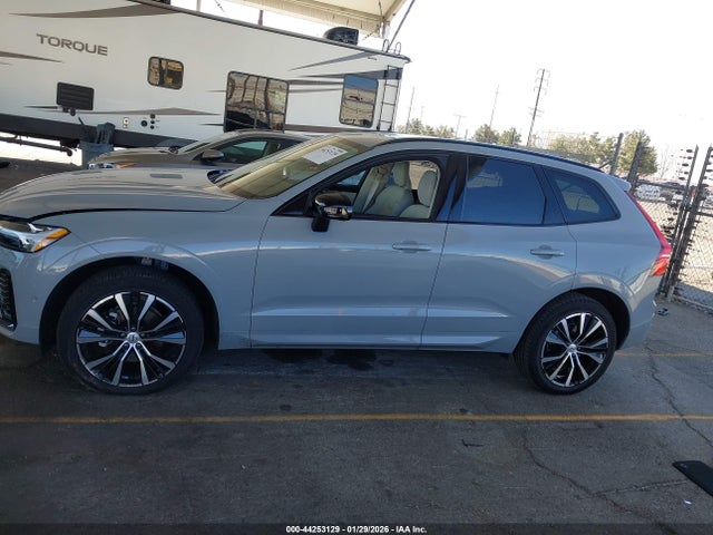 YV4M12RC7S1225615 Volvo Xc60 B5 Plus