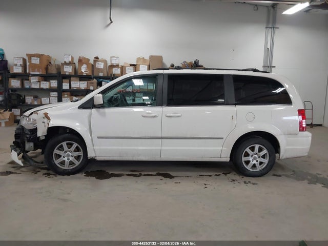 Продаж на аукціоні авто 2010 Chrysler Town & Country Touring, vin: 2A4RR5DX6AR345486, номер лоту: 44253132