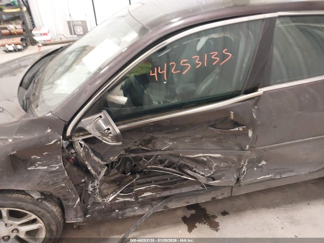Chevrolet MALIBU 1LT 2015 1G11C5SL7FF330779 Image 6