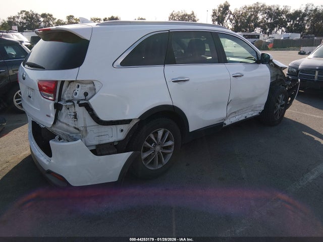 5XYPG4A31HG259273 KIA Sorento 2.4l Lx