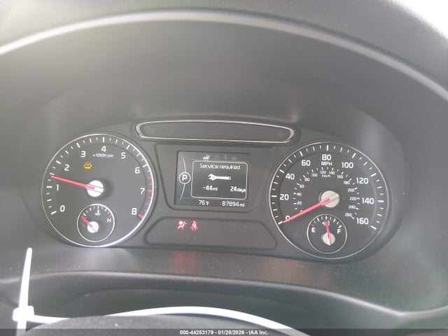 5XYPG4A31HG259273 KIA Sorento 2.4l Lx