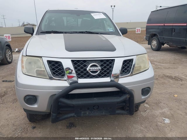 1N6AD0ER0FN766285 Nissan Frontier Sv