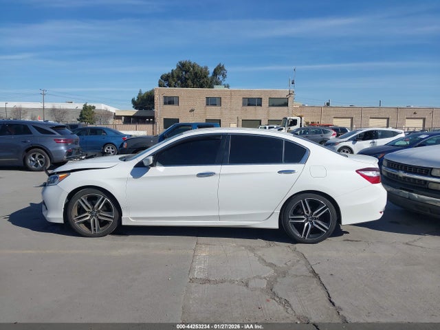 Продажа на аукционе авто 2016 Honda Accord Sport, vin: 1HGCR2F58GA132270, номер лота: 44253234
