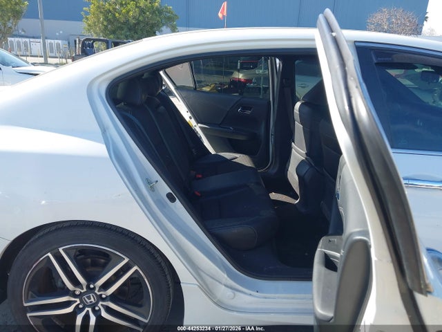 Продажа на аукционе авто 2016 Honda Accord Sport, vin: 1HGCR2F58GA132270, номер лота: 44253234