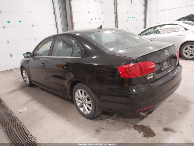 3VWD17AJ8EM368670 Volkswagen Jetta 1.8t Se