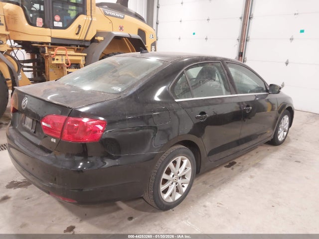 3VWD17AJ8EM368670 Volkswagen Jetta 1.8t Se