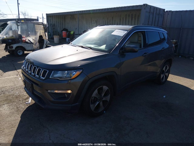 Jeep New Compass Latitude Fwd 2017 3C4NJCBB5HT643106 Image 2