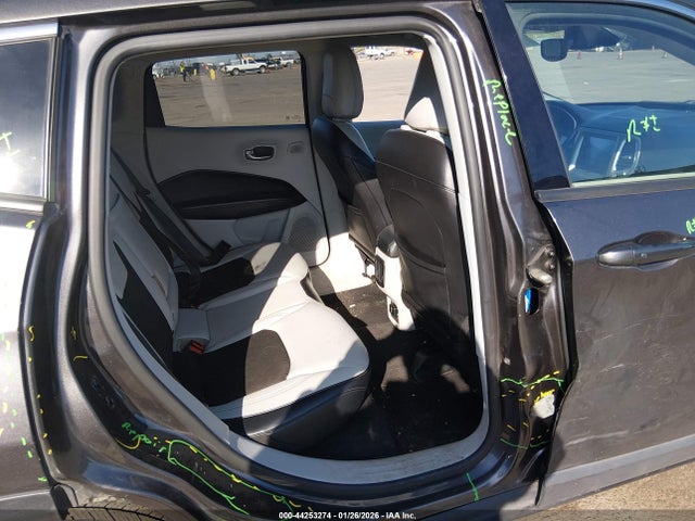 Jeep New Compass Latitude Fwd 2017 3C4NJCBB5HT643106 Image 8