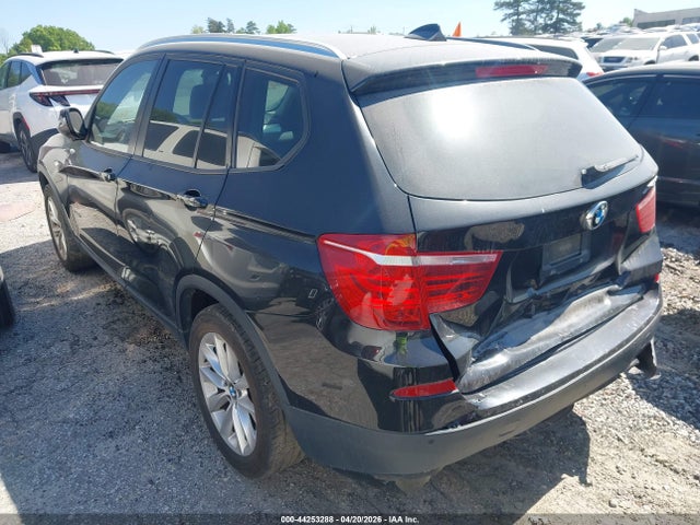 2014 BMW X3 5UXWX9C55E0D43140 Photo 2