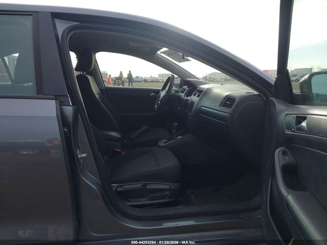 3VW167AJXGM303861 Volkswagen Jetta 1.4t S