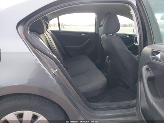 3VW167AJXGM303861 Volkswagen Jetta 1.4t S