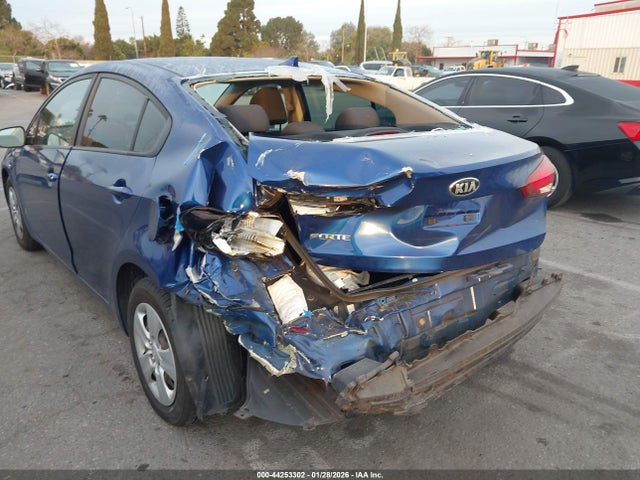 KIA FORTE LX 2017 3KPFL4A72HE060899 Image 6