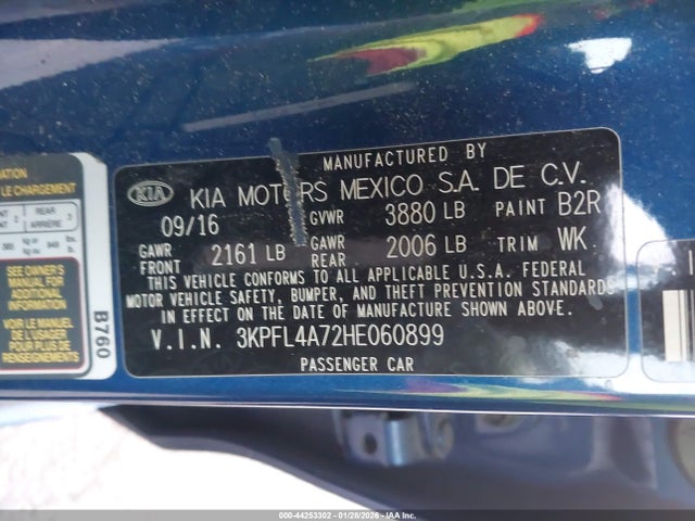 KIA FORTE LX 2017 3KPFL4A72HE060899 Image 9