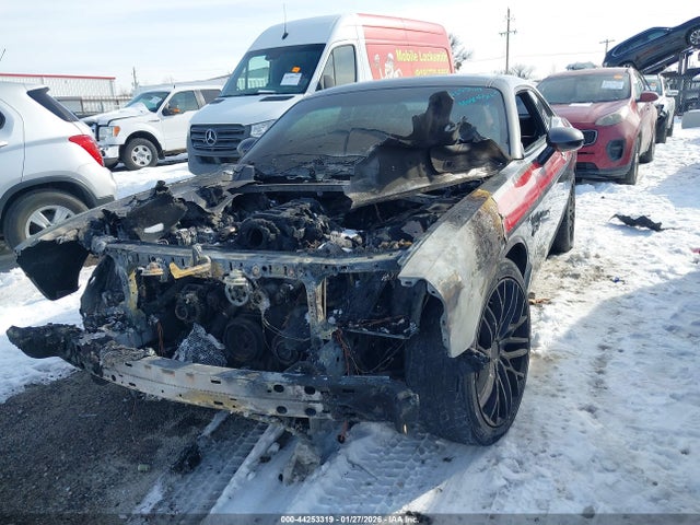 44253319 :رقم المزاد ، 2C3CDYBT6DH579329 vin ، 2013 Dodge Challenger R/t Classic مزاد بيع