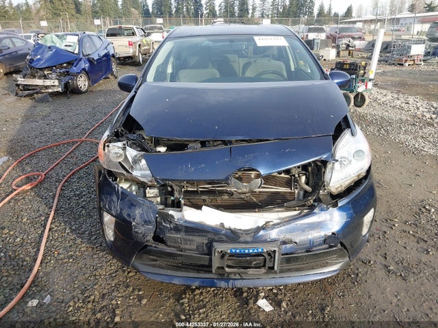 Toyota Prius Three 2014 JTDKN3DU4E1767408 Image 12