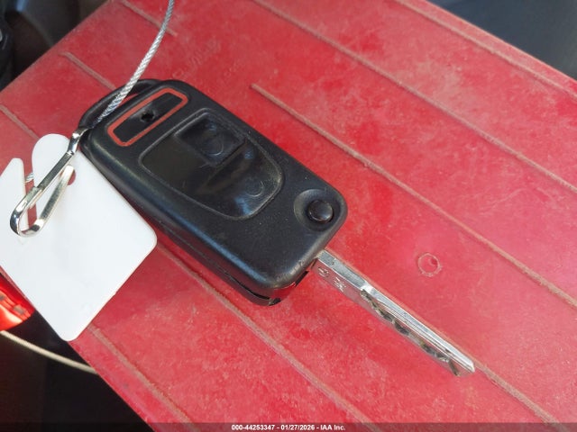 44253347 :رقم المزاد ، WDBKK65FX1F198084 vin ، 2001 Mercedes-benz Slk 320 مزاد بيع