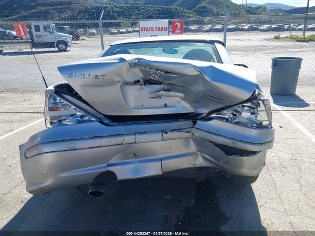 44253347 :رقم المزاد ، WDBKK65FX1F198084 vin ، 2001 Mercedes-benz Slk 320 مزاد بيع
