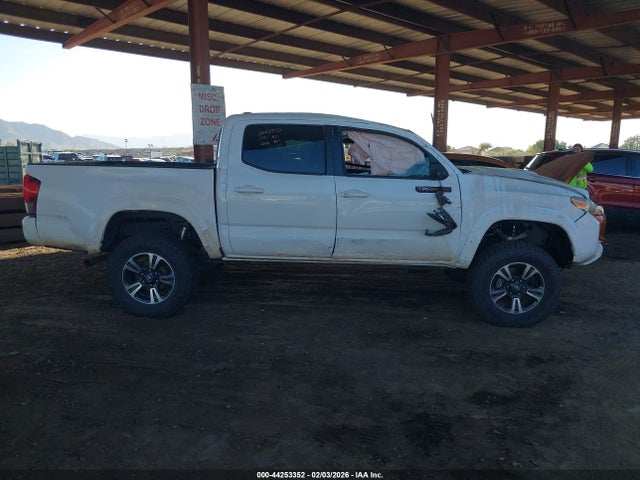 3TMCZ5AN0GM016619 Toyota Tacoma Trd Sport