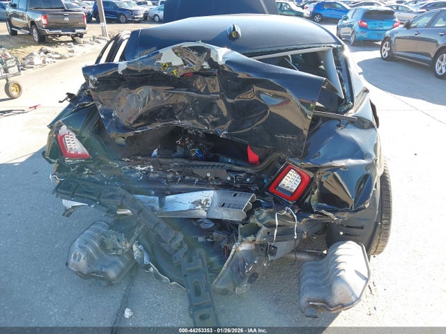 44253353 :رقم المزاد ، 2C3CCAAG2NH268349 vin ، 2022 Chrysler 300 Touring مزاد بيع