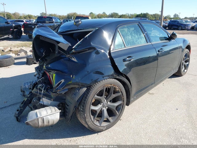 44253353 :رقم المزاد ، 2C3CCAAG2NH268349 vin ، 2022 Chrysler 300 Touring مزاد بيع