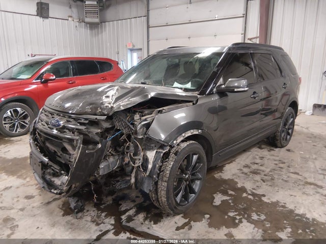 Ford EXPLORER XLT 2019 1FM5K8D80KGA96071 Image 2
