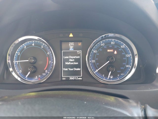 2T1BURHE7JC091146 Toyota COROLLA SE