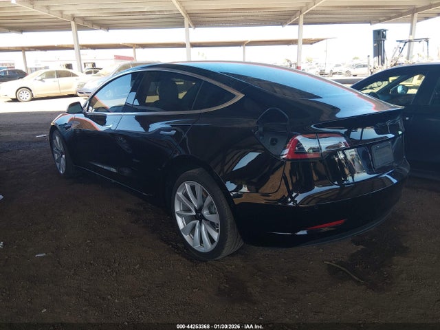2019 TESLA MODEL 3 5YJ3E1EA5KF445019 Photo 2