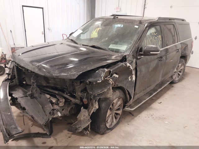 1FMJK1JTXJEA42351 Ford Expedition Max Xlt
