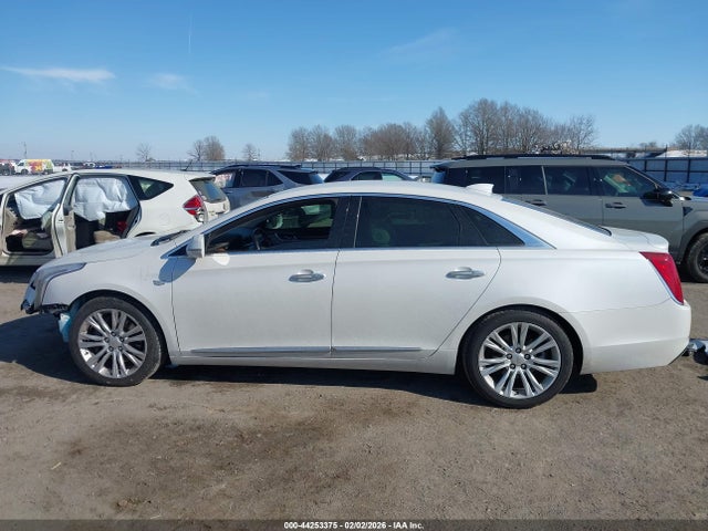 Продажа на аукционе авто 2018 Cadillac Xts Luxury, vin: 2G61M5S35J9161564, номер лота: 44253375