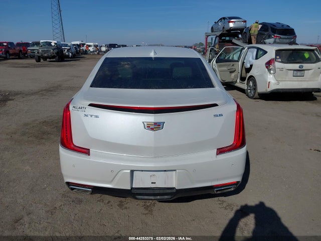 Продажа на аукционе авто 2018 Cadillac Xts Luxury, vin: 2G61M5S35J9161564, номер лота: 44253375