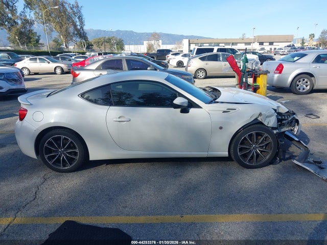 JF1ZNAA1XK8702312 Toyota 86