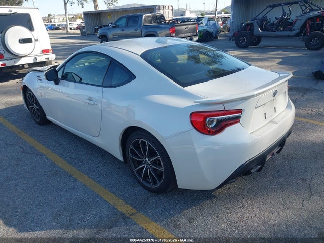 JF1ZNAA1XK8702312 Toyota 86