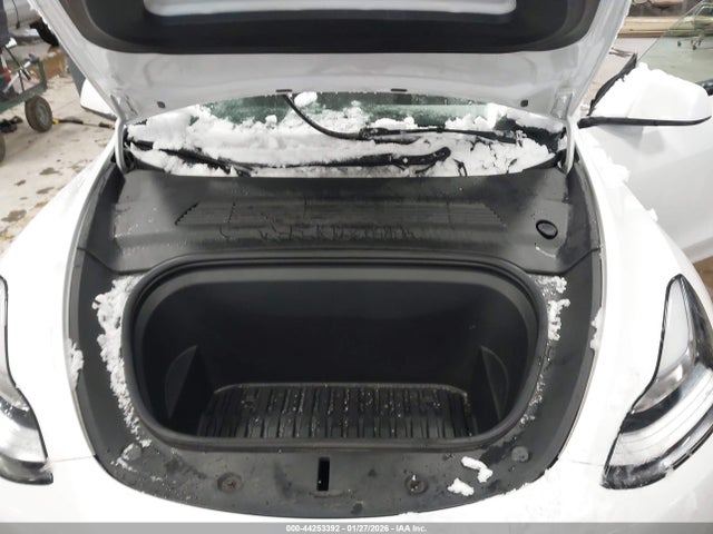 2021 TESLA MODEL Y 5YJYGDEE5MF242039 Photo 9
