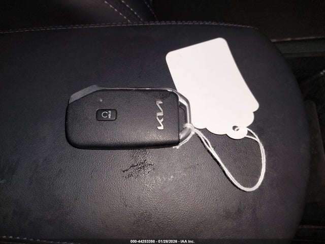 Продажа на аукционе авто 2023 Kia K5 Gt-line, vin: 5XXG64J26PG200068, номер лота: 44253398