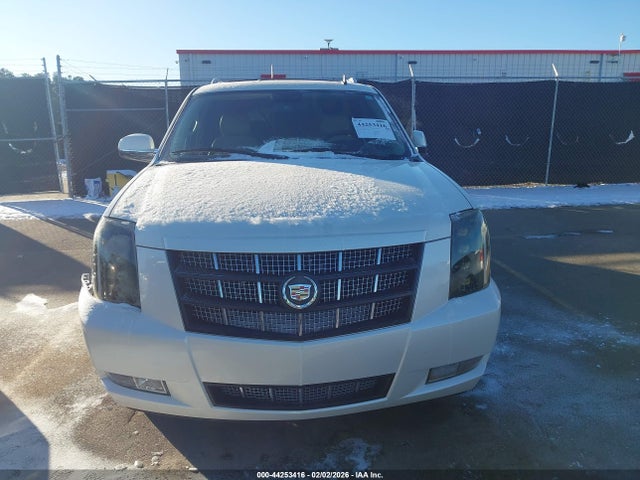Продаж на аукціоні авто 2014 Cadillac Escalade Esv Premium, vin: 1GYS4JEF2ER193944, номер лоту: 44253416
